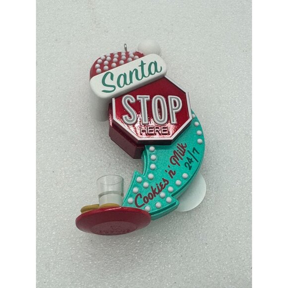 Hallmark Keepsake Magic Ornament with Light and Sound Santa Stop Here - Picture 5 of 9